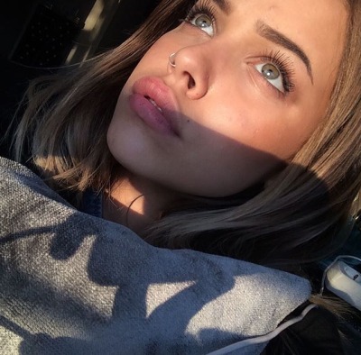 mujeres putasdiosas.com